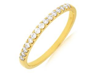 Yellow gold diamond band