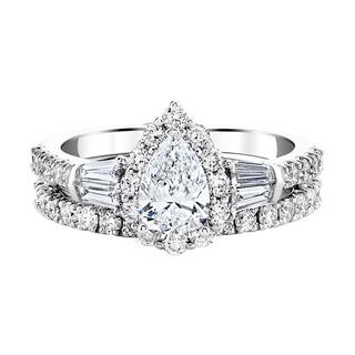 White gold lab grown diamond bridal set with pear center