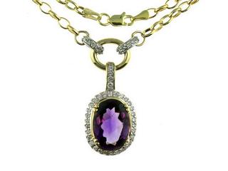 Yellow gold diamond necklace with an oval amethyst